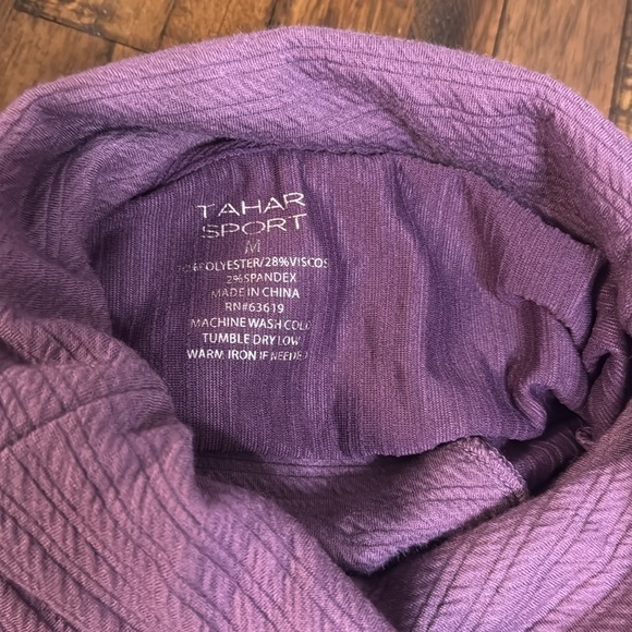 Tahari Sport Purple Sweater Turtleneck size Medium NWT - Picture 7 of 7